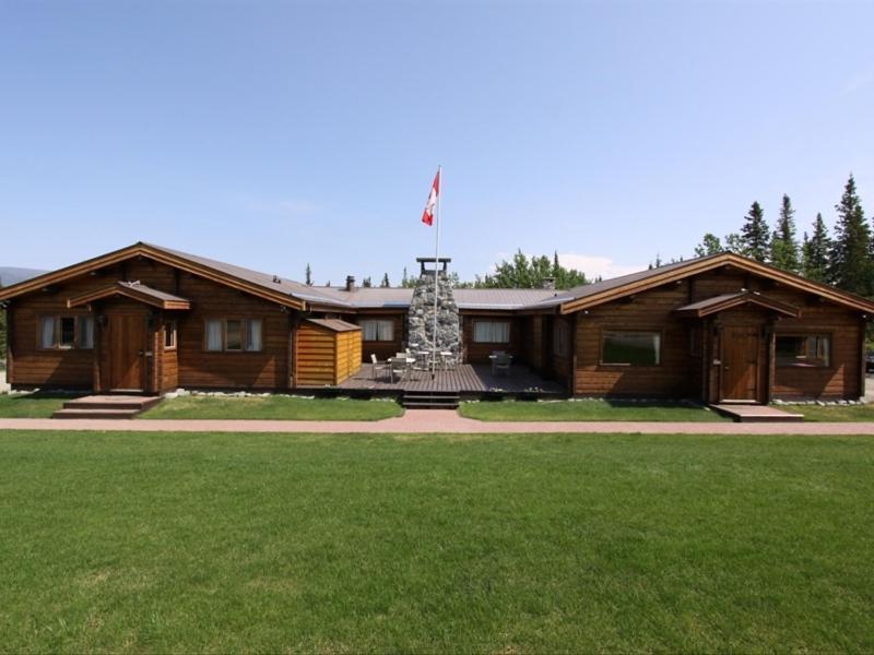 Dalton Trail Lodge Beloud Post Экстерьер фото